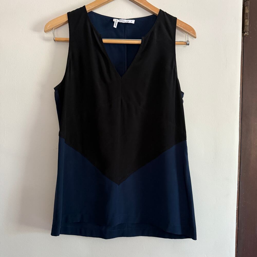 10 Crosby DEREK LAM | Navy Blue and Black Silk V Neck Sleeveless Shell Top Small